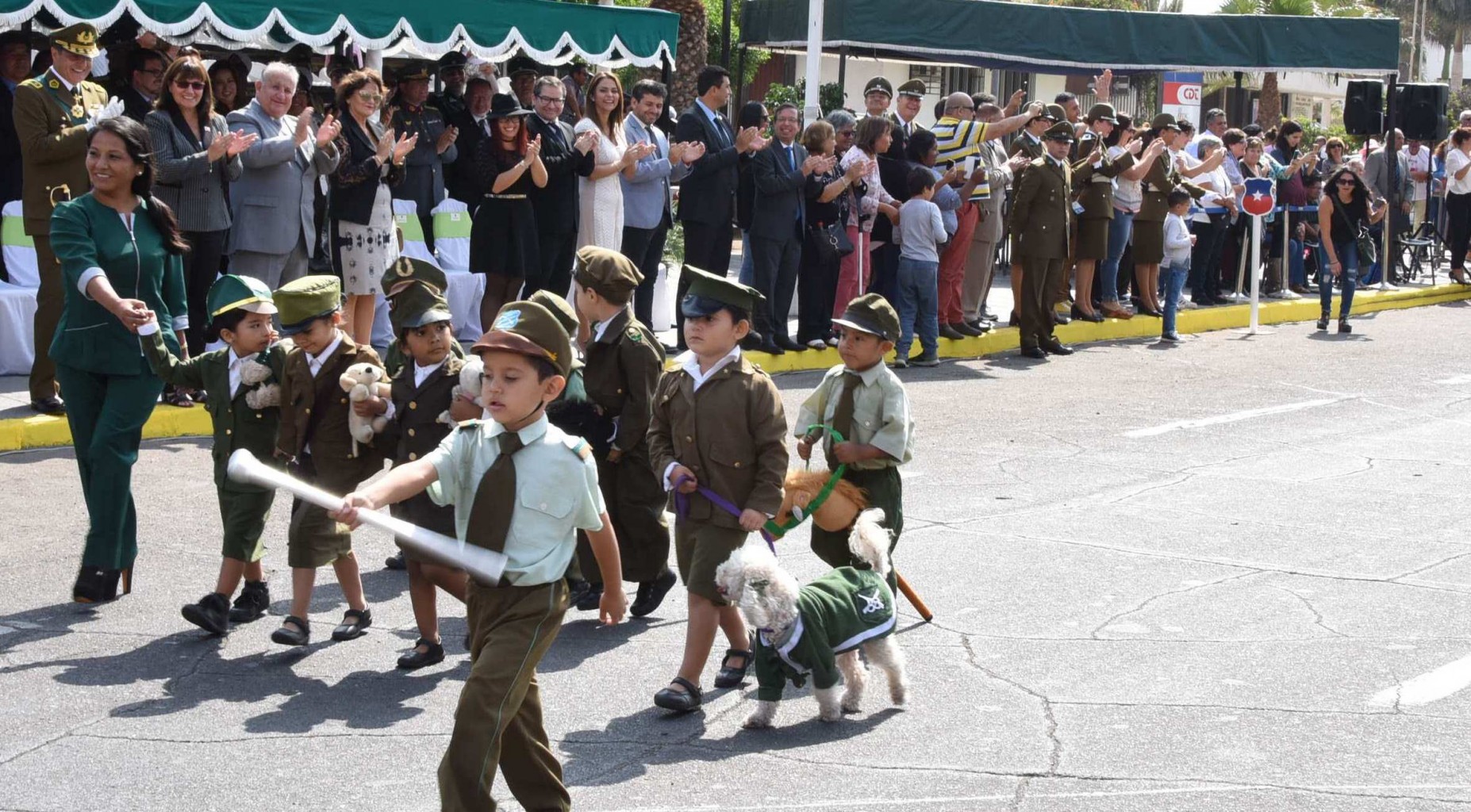 Carabineros 1.jpg